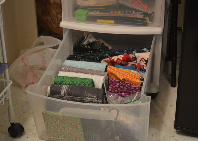 How to make DIY weighted eye masks Hello Homestead