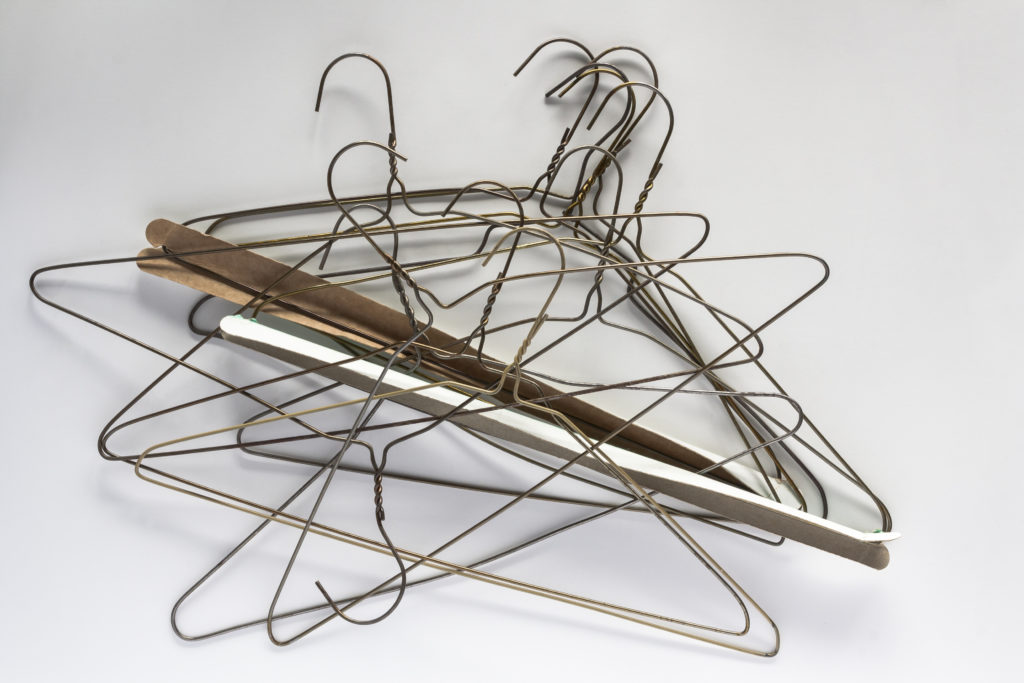 17 Crafty Uses for Wire Hangers