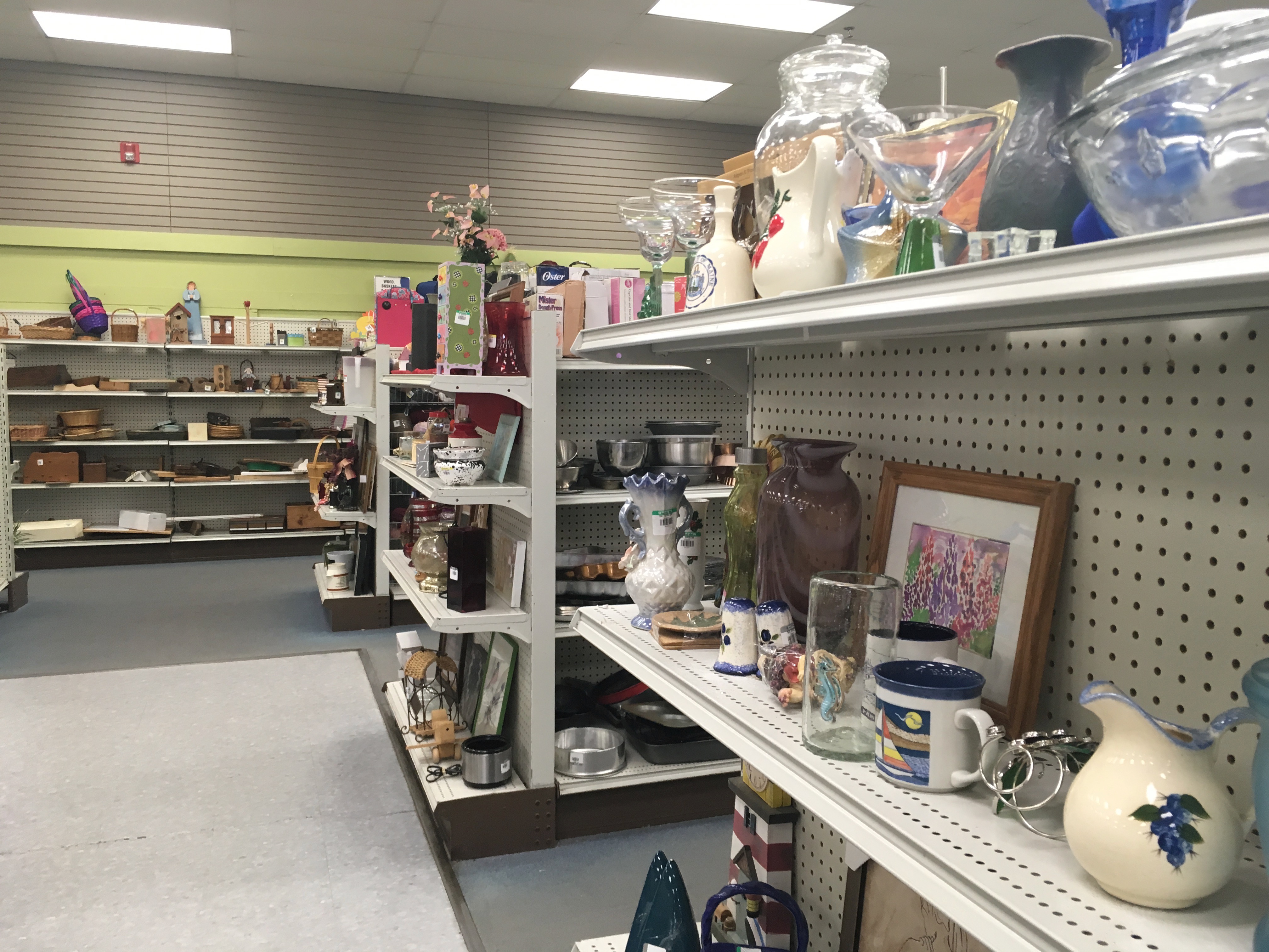 Tips for the modern treasure hunt for thrift store finds